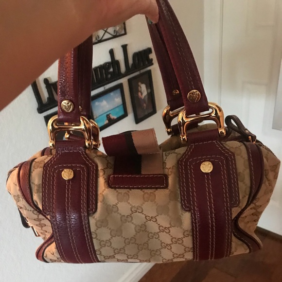 SOLD!!! Gucci bag - Picture 2 of 8